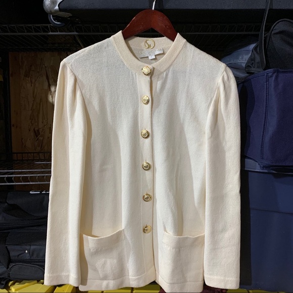 St. John Basics - Picture 2 of 4